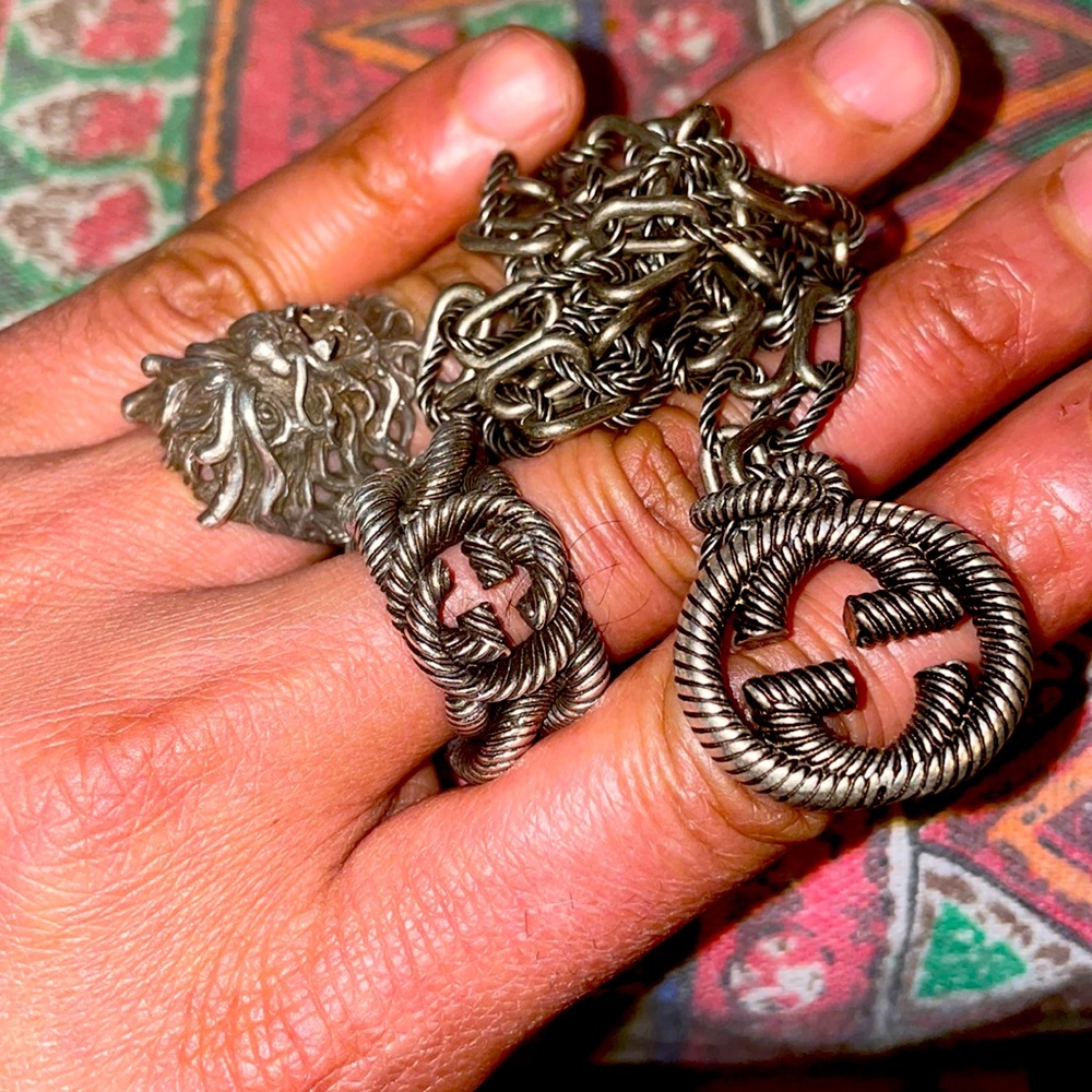 Gucci ring, chain and a pendant